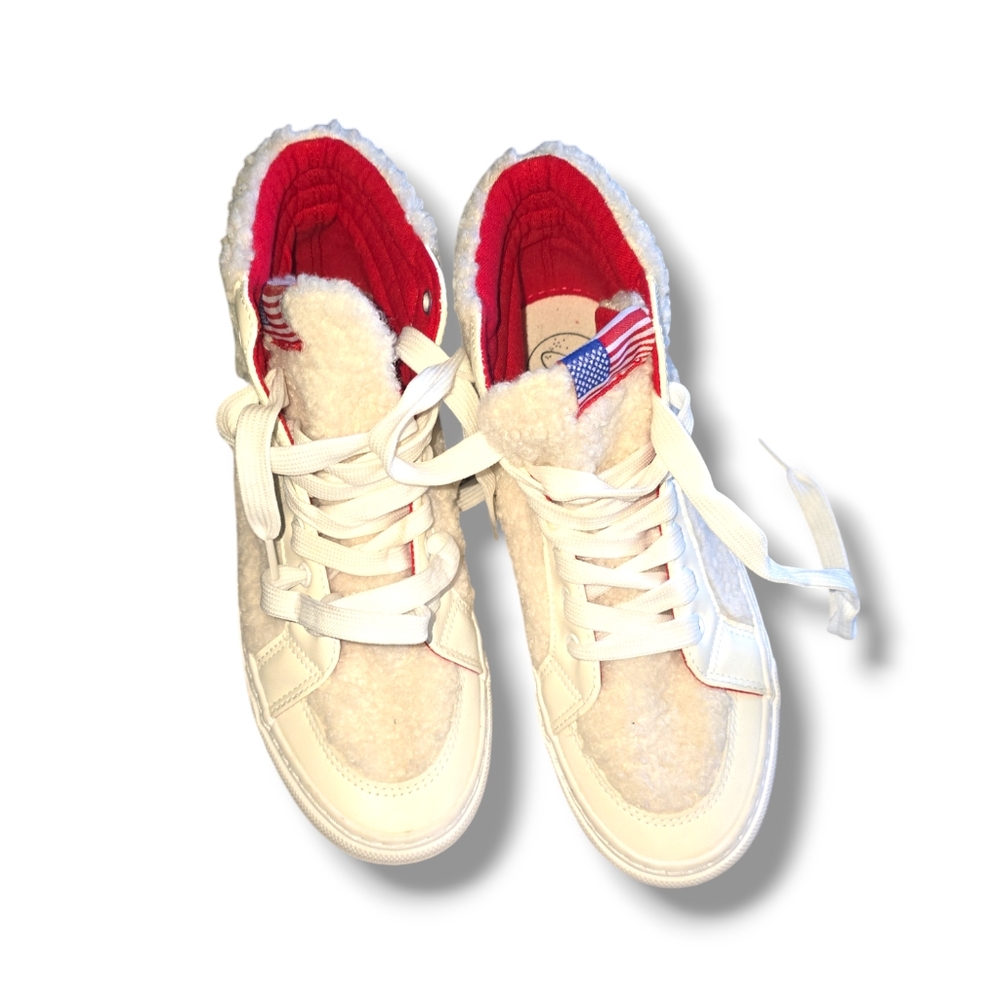 NasaVirgo man snickers white and red Size 9High topVan style 1lb 8oz